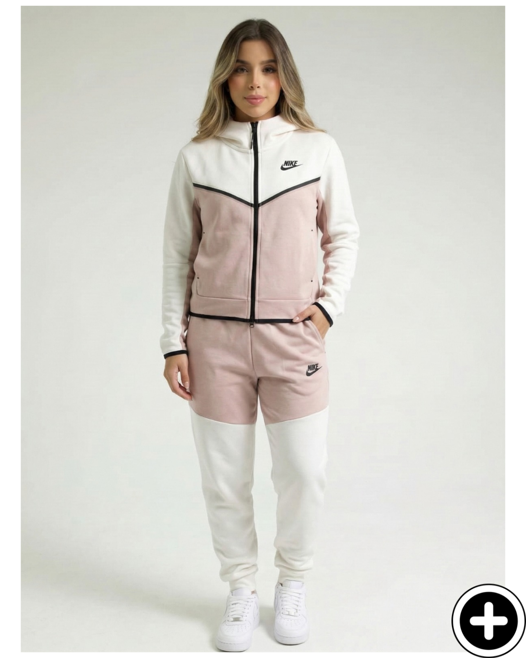 Conjunto Nike Tech Dama