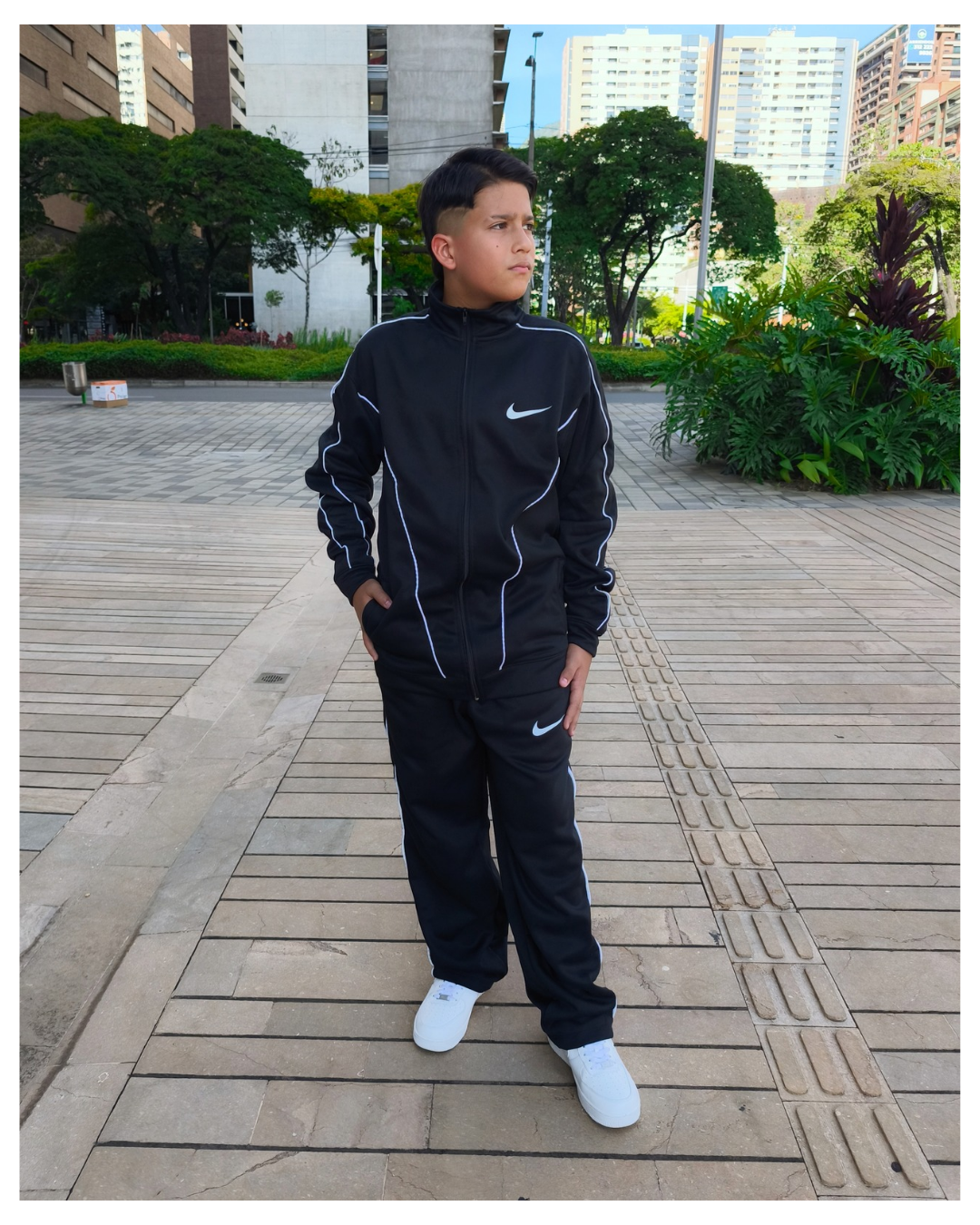 Conjunto Nike Buzo y Sudadera (Talla Adulto y infantil)