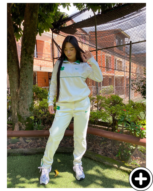 Conjunto Nike Buzo Sudadera