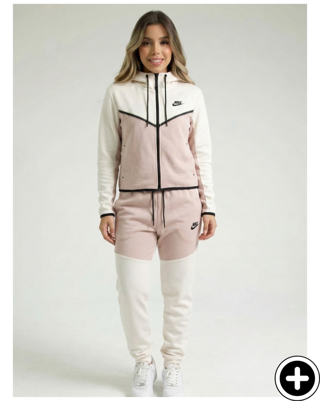 Conjunto Nike Tech Dama